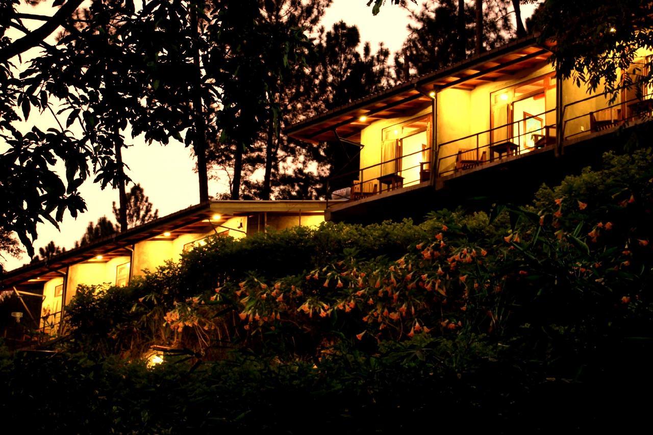 Rowinrich Cottages Ella Exteriör bild